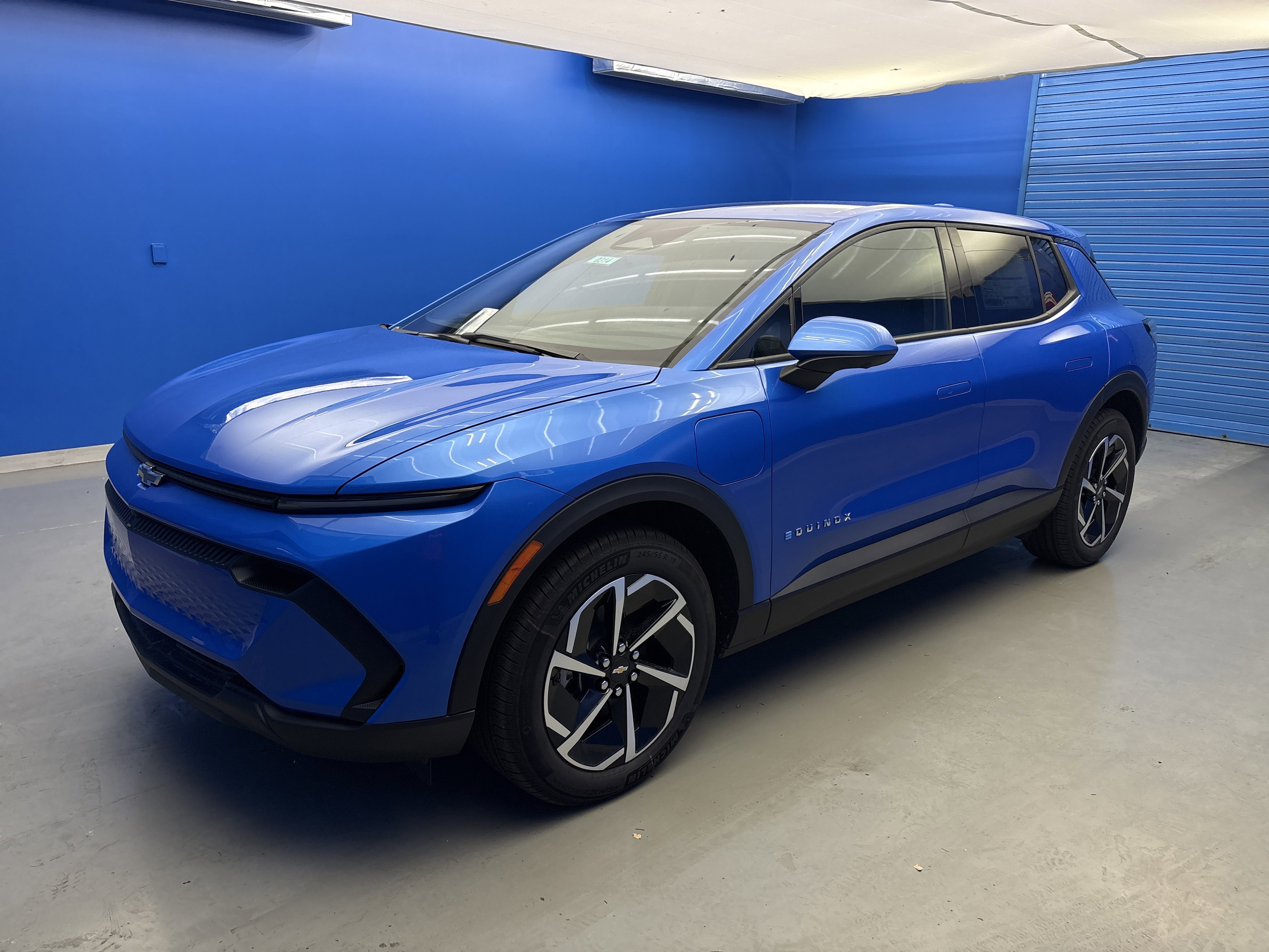 2026 Chevrolet Equinox EV 1LT photo 3