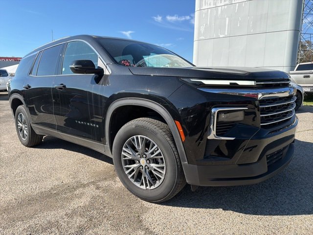 2025 Chevrolet Traverse LT's photo