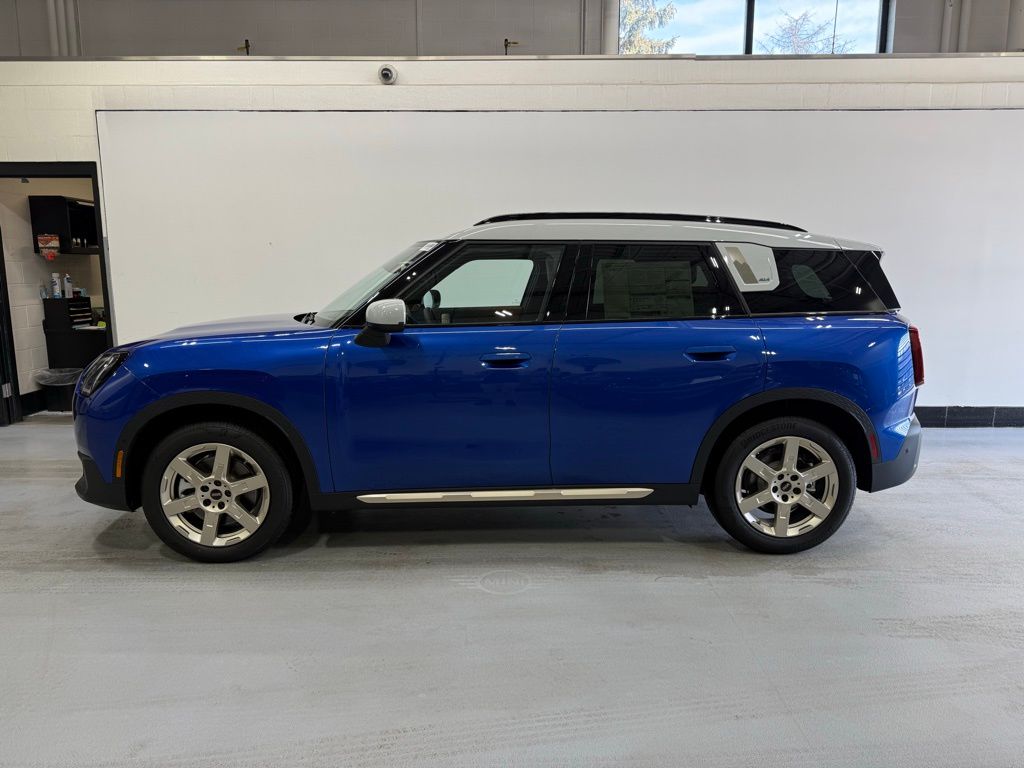 Used 2025 MINI Countryman S with VIN WMZ23GA09S7R72908 for sale in Golden Valley, Minnesota