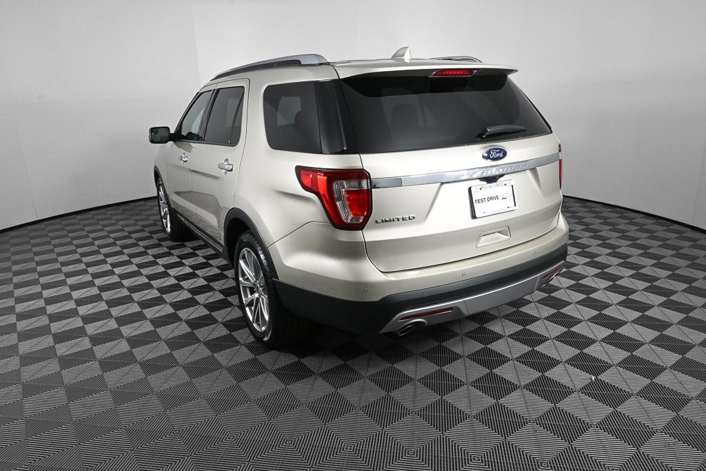 2017 Ford Explorer Limited photo 4