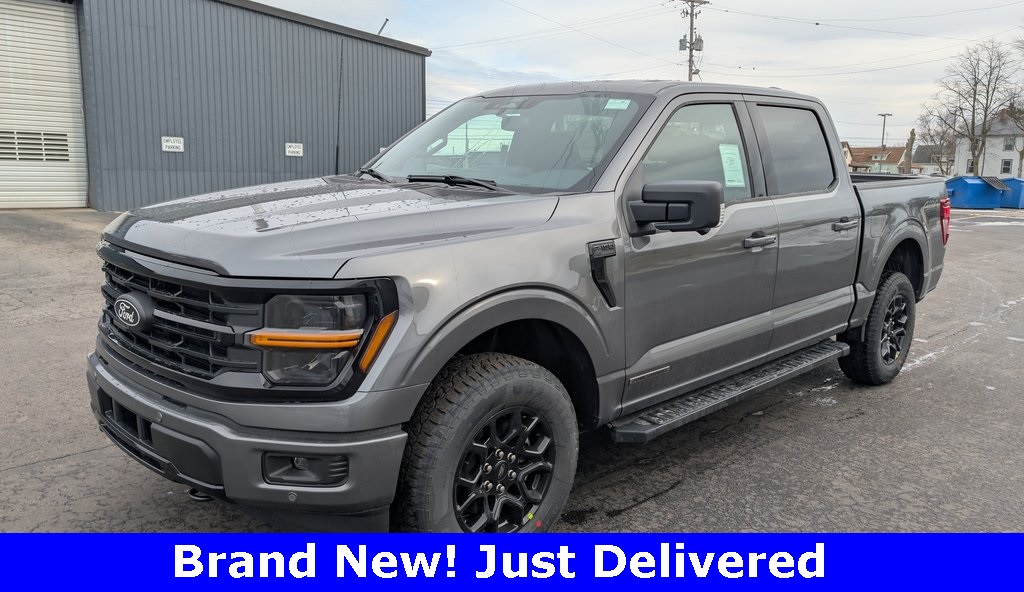 2025 Ford F-150 XLT's photo