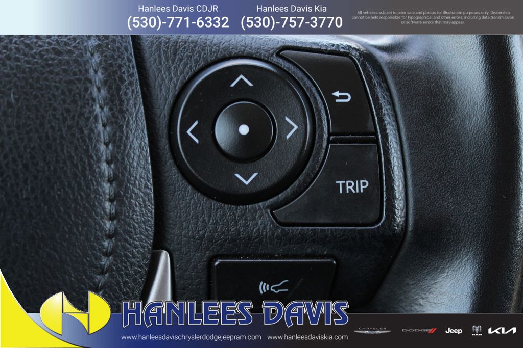 2018 Toyota RAV4 Hybrid Limited photo 28