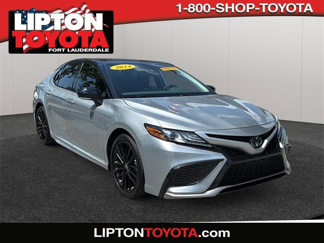 2024 Toyota Camry XSE's photo