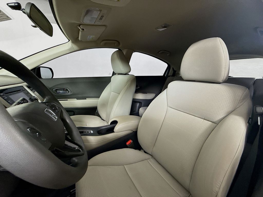 2021 Honda HR-V LX photo 18