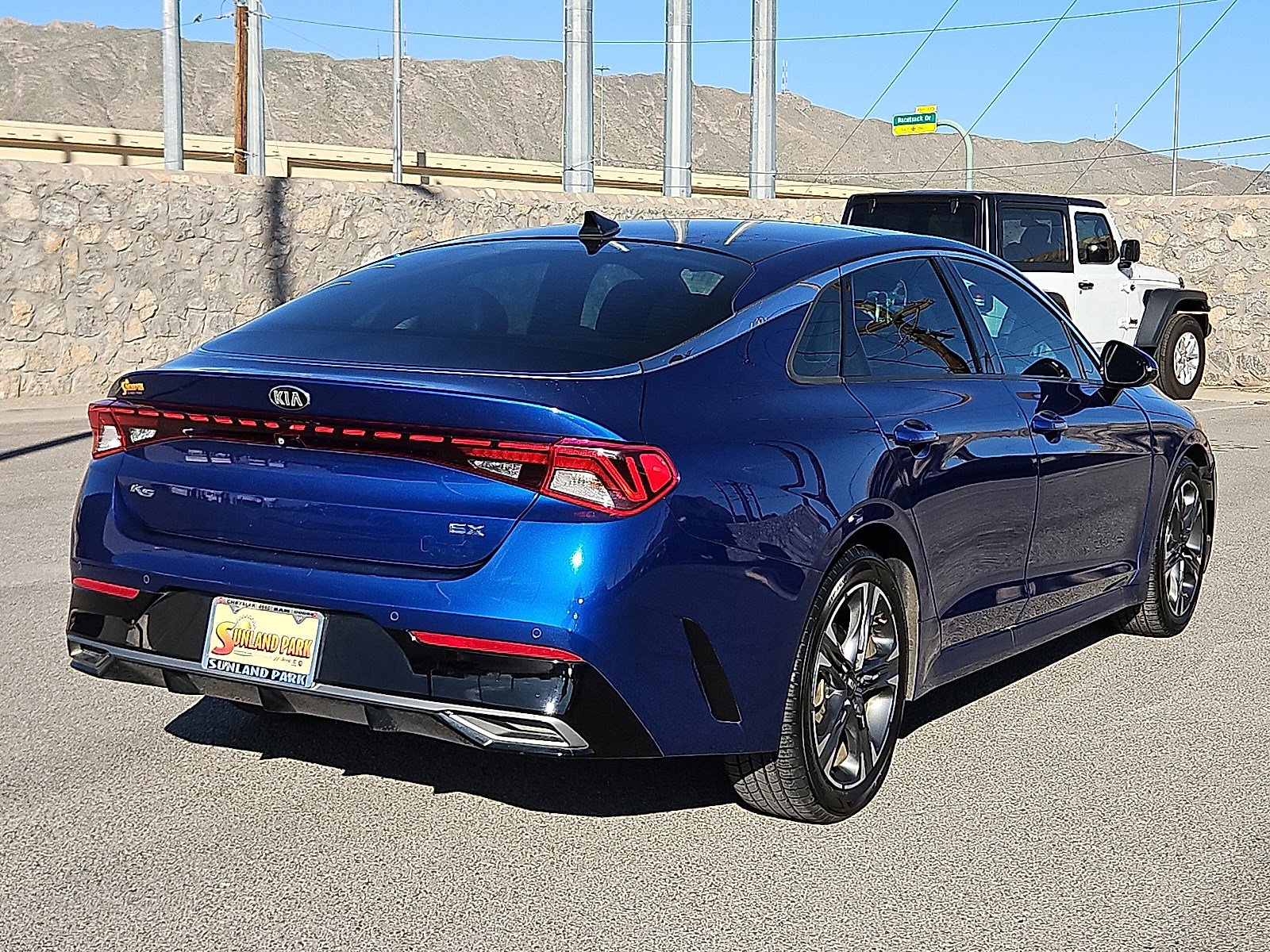 2021 Kia K5 EX photo 4