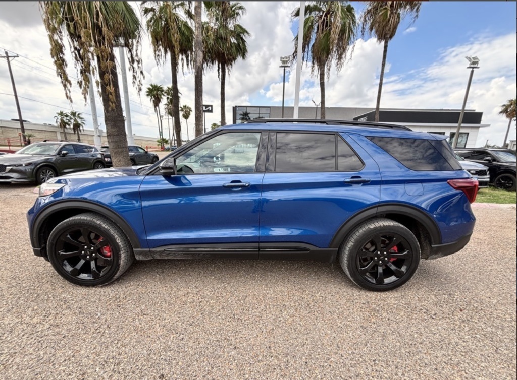 2020 Ford Explorer ST photo 3