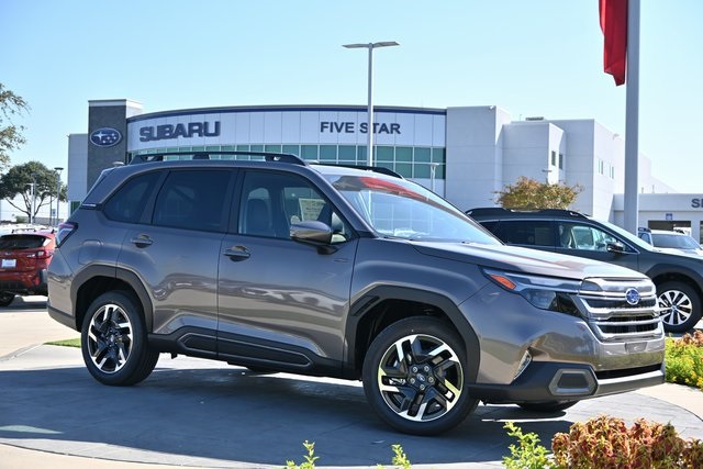 2025 Subaru Forester Limited's photo