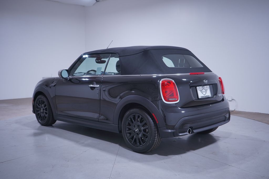 2022 Mini Cooper Signature photo 3