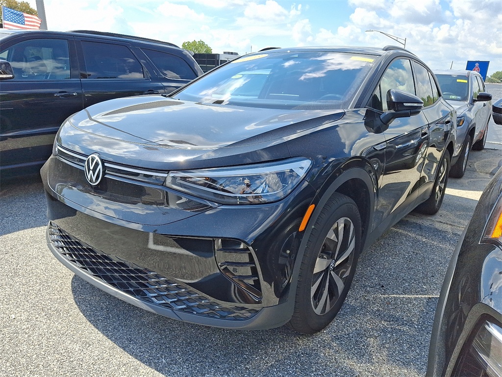 2023 Volkswagen ID.4 Pro photo 3