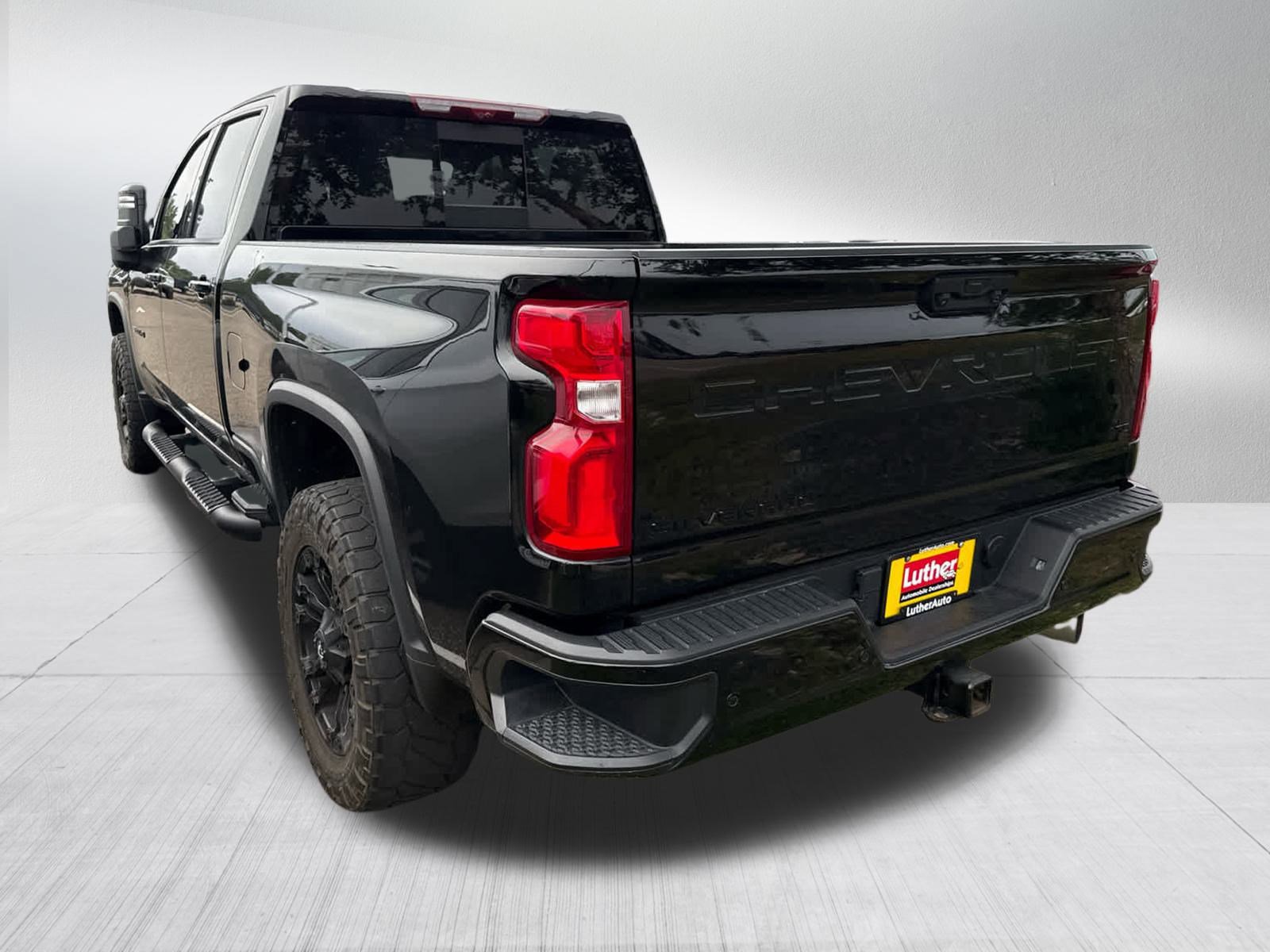 2024 Chevrolet Silverado 3500HD LTZ photo 6