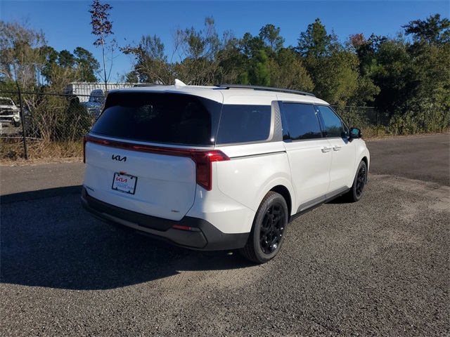 2026 Kia Carnival SX photo 2