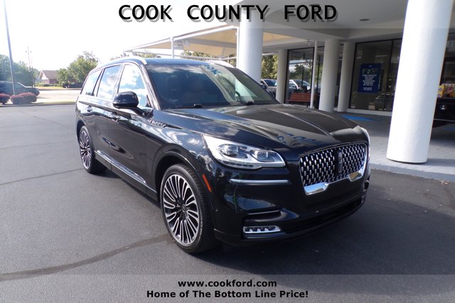 2024 Lincoln Aviator Black Label's photo