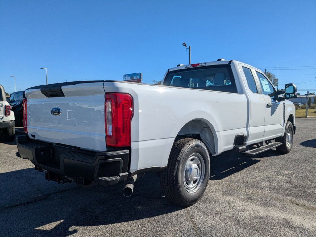 2026 Ford F-250 XL photo 3