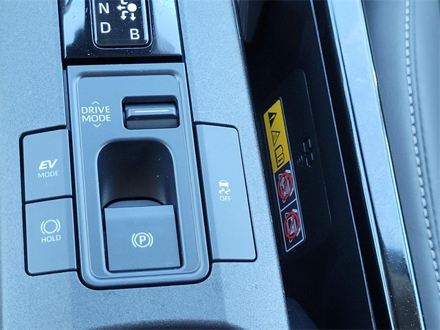 2024 Toyota Prius Limited photo 15