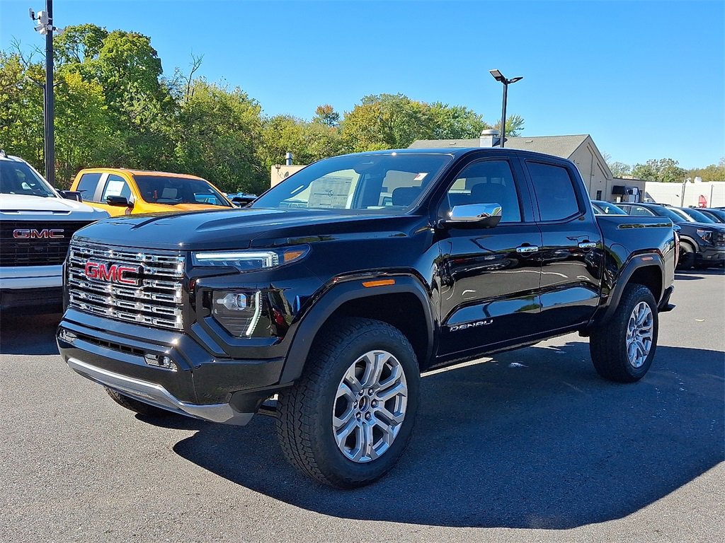2026 Gmc Canyon Denali photo 2