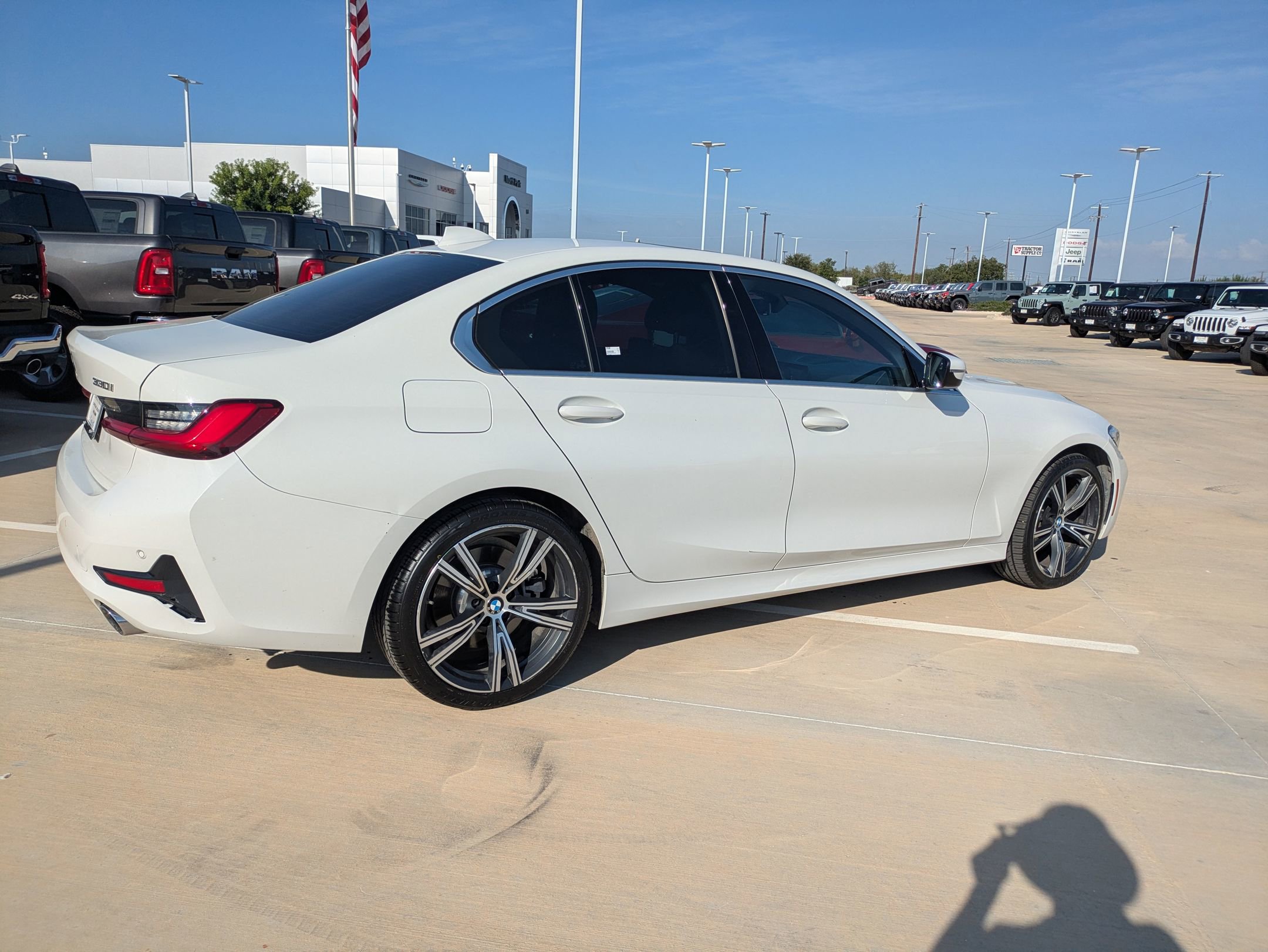 2020 Bmw 330i Sedan photo 2