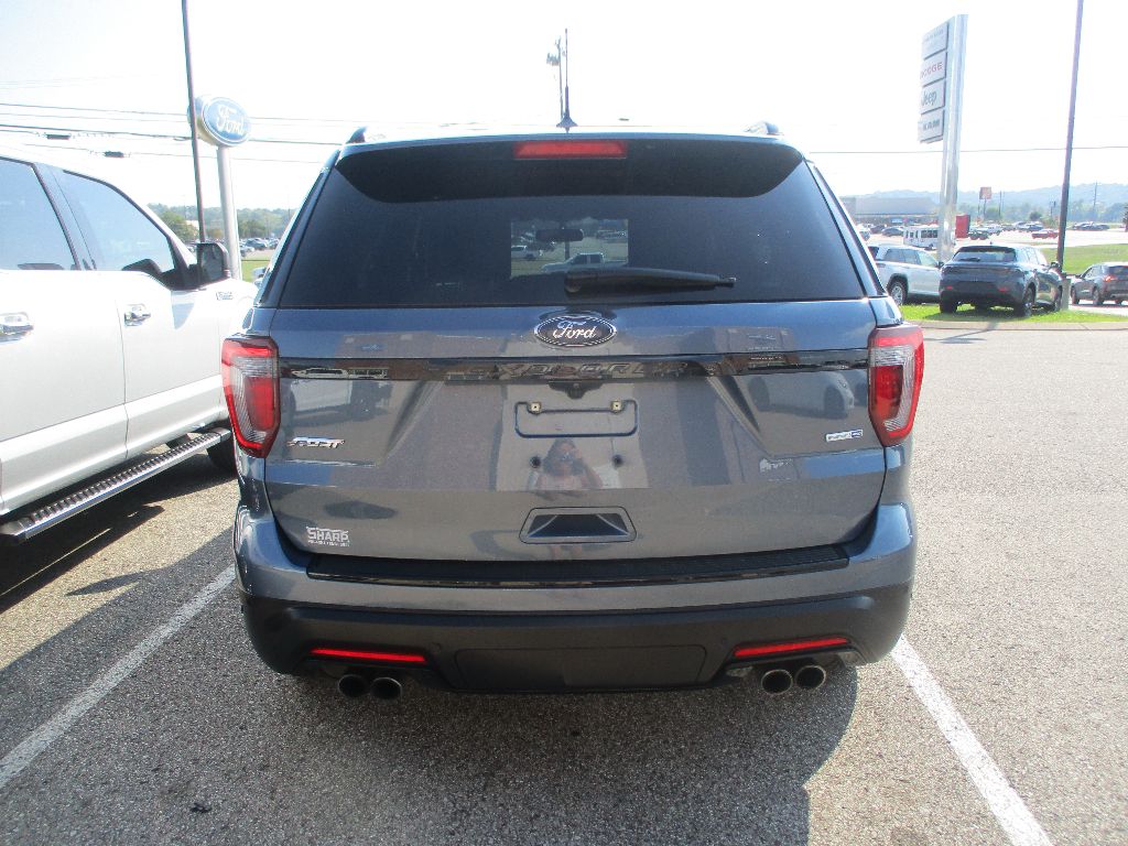 2018 Ford Explorer Sport photo 19