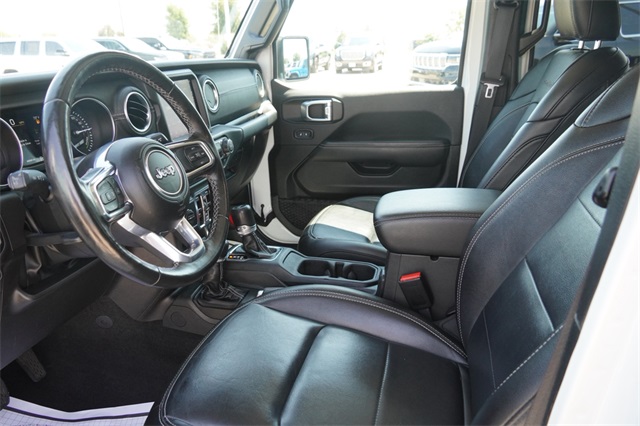 2023 Jeep Wrangler Sahara 4xe photo 16