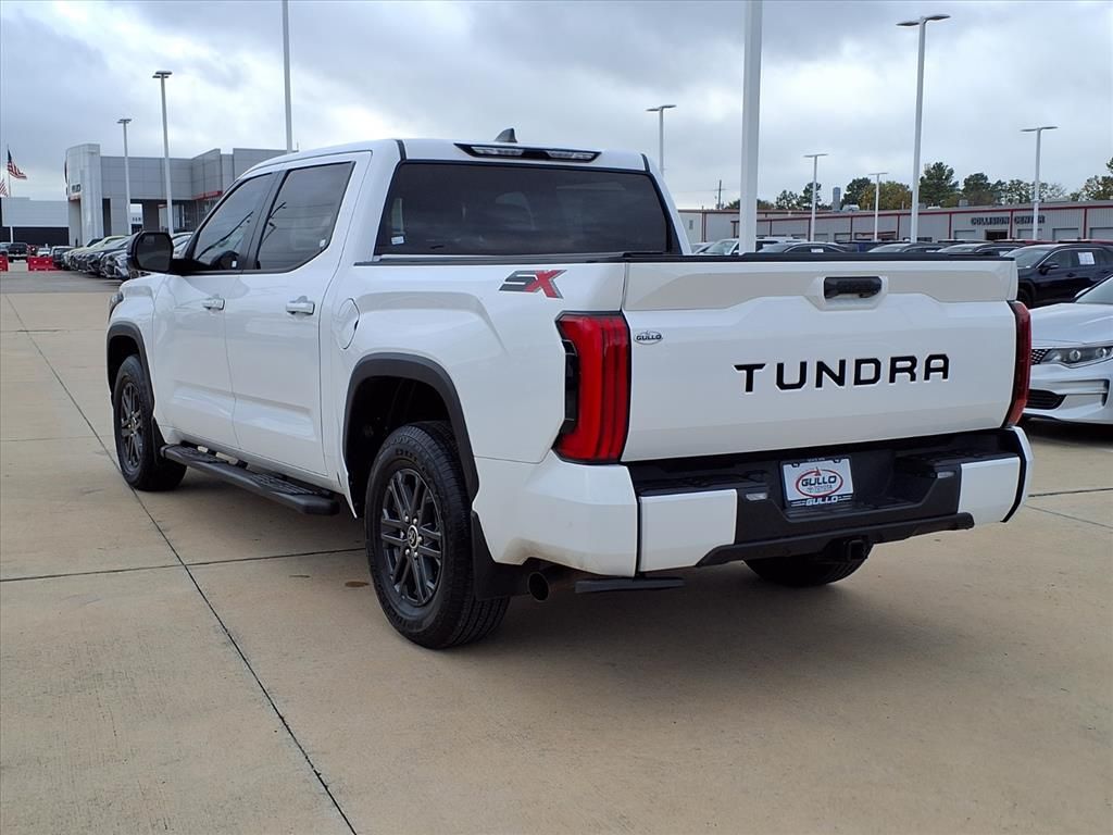 2024 Toyota Tundra SR5 photo 2