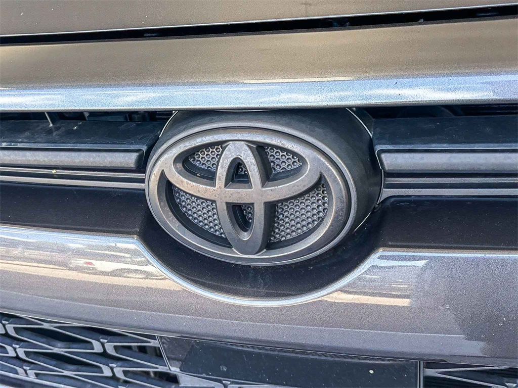 2020 Toyota 4Runner TRD Off-Road photo 4