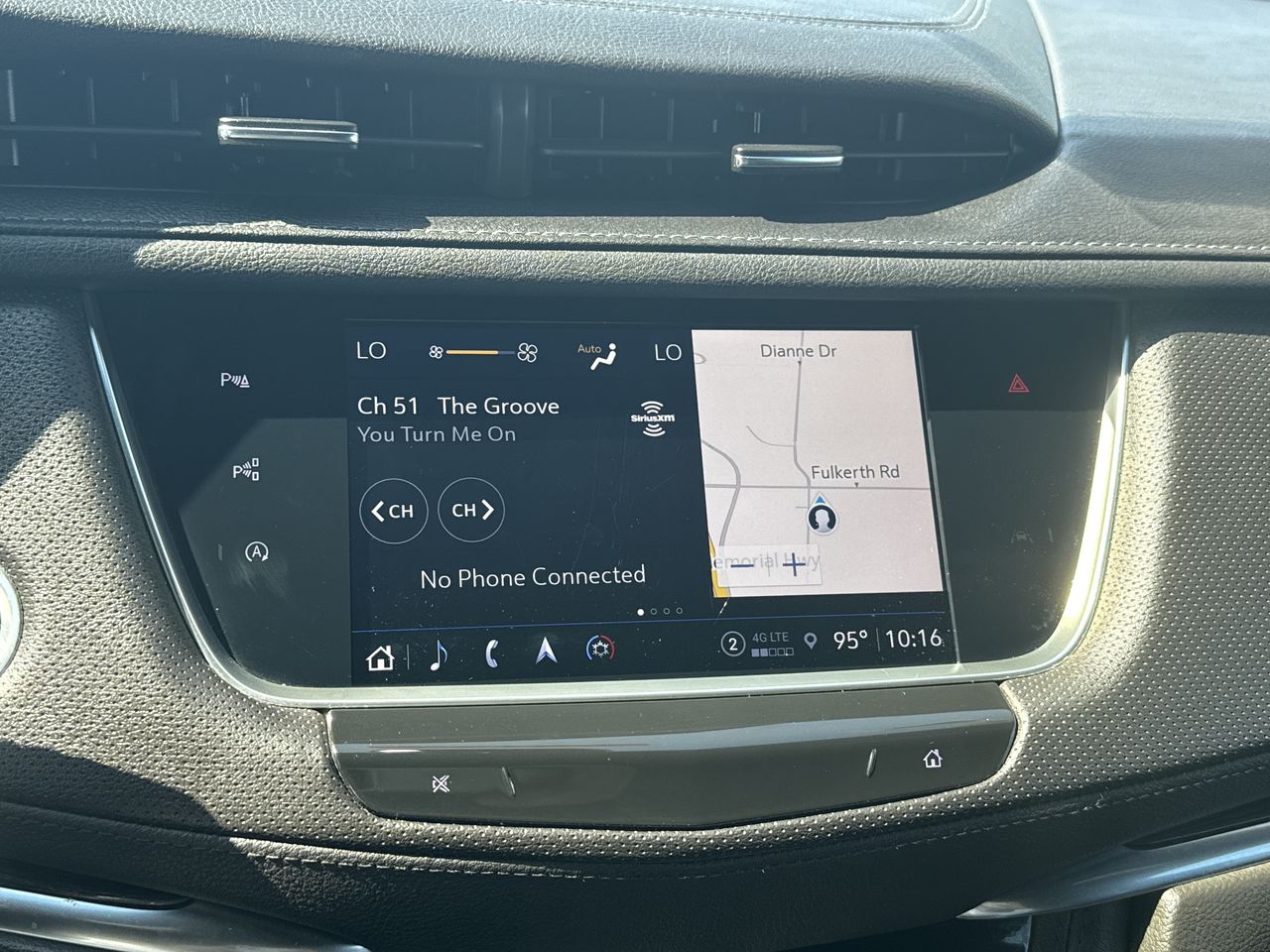 2022 Cadillac XT5 Premium Luxury photo 4