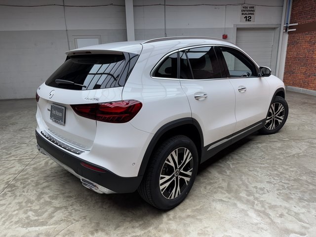 2025 Mercedes Benz GLA 250 4MATIC photo 4