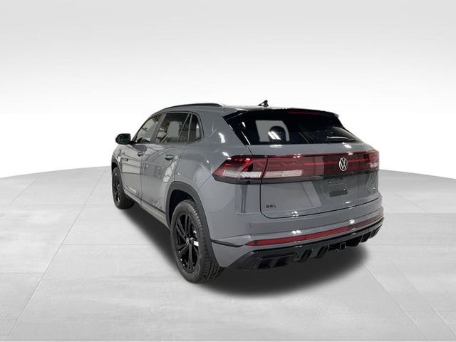 2026 Volkswagen Atlas Cross Sport SEL R-Line photo 2