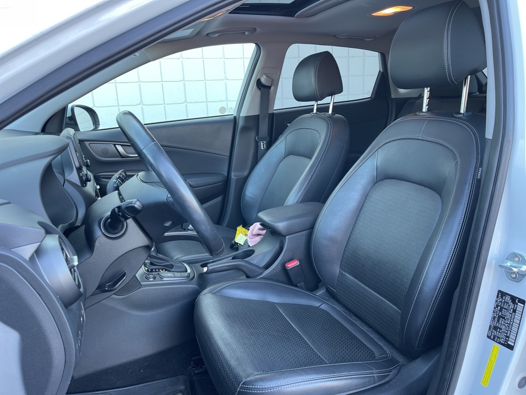 2021 Hyundai Kona Limited photo 12