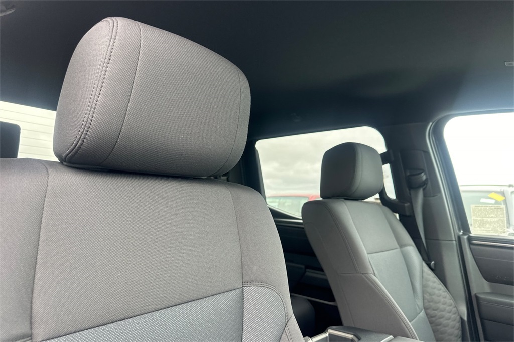 2025 Toyota Tundra SR5 CrewMax photo 13