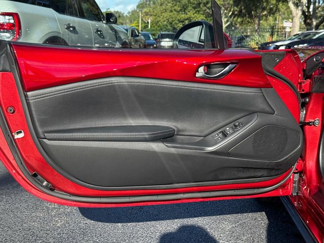 2022 Mazda MX-5 Miata RF Miata Grand Touring photo 11