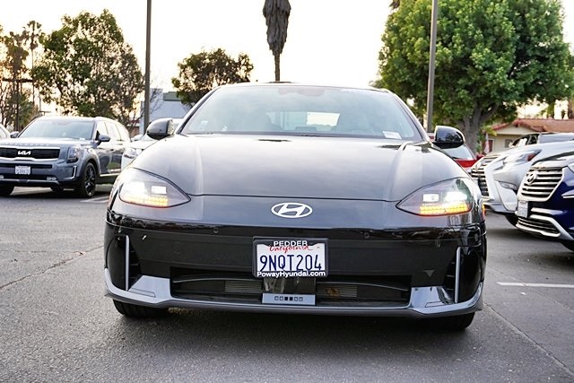 Used 2023 Green Hyundai SEL image 4