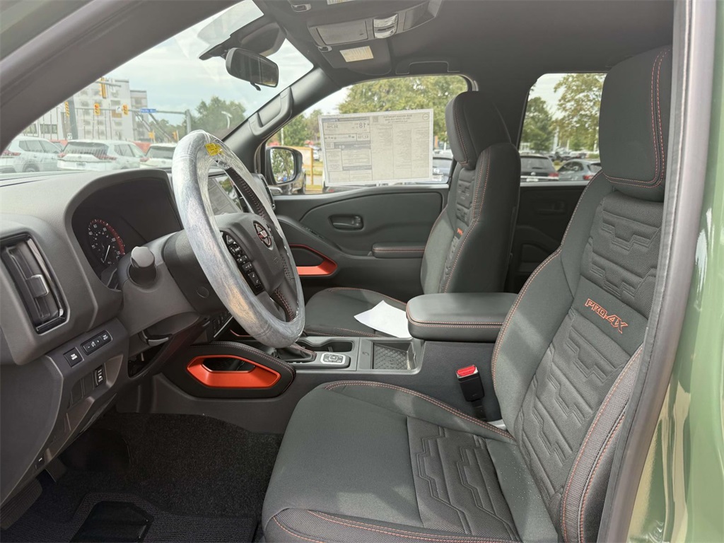 2026 Nissan Frontier Crew Cab PRO-4X photo 12