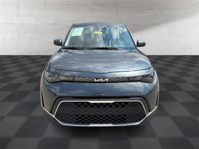 2024 Kia Soul LX photo 2