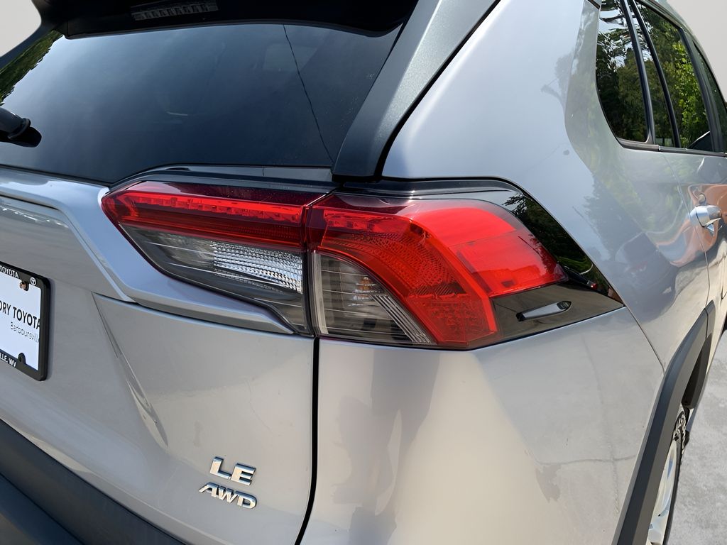 2019 Toyota RAV4 LE photo 26