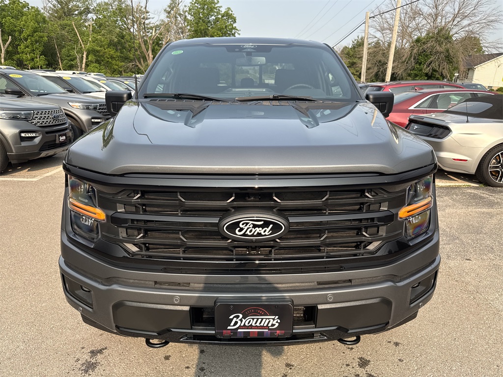 2025 Ford F-150 XLT photo 2