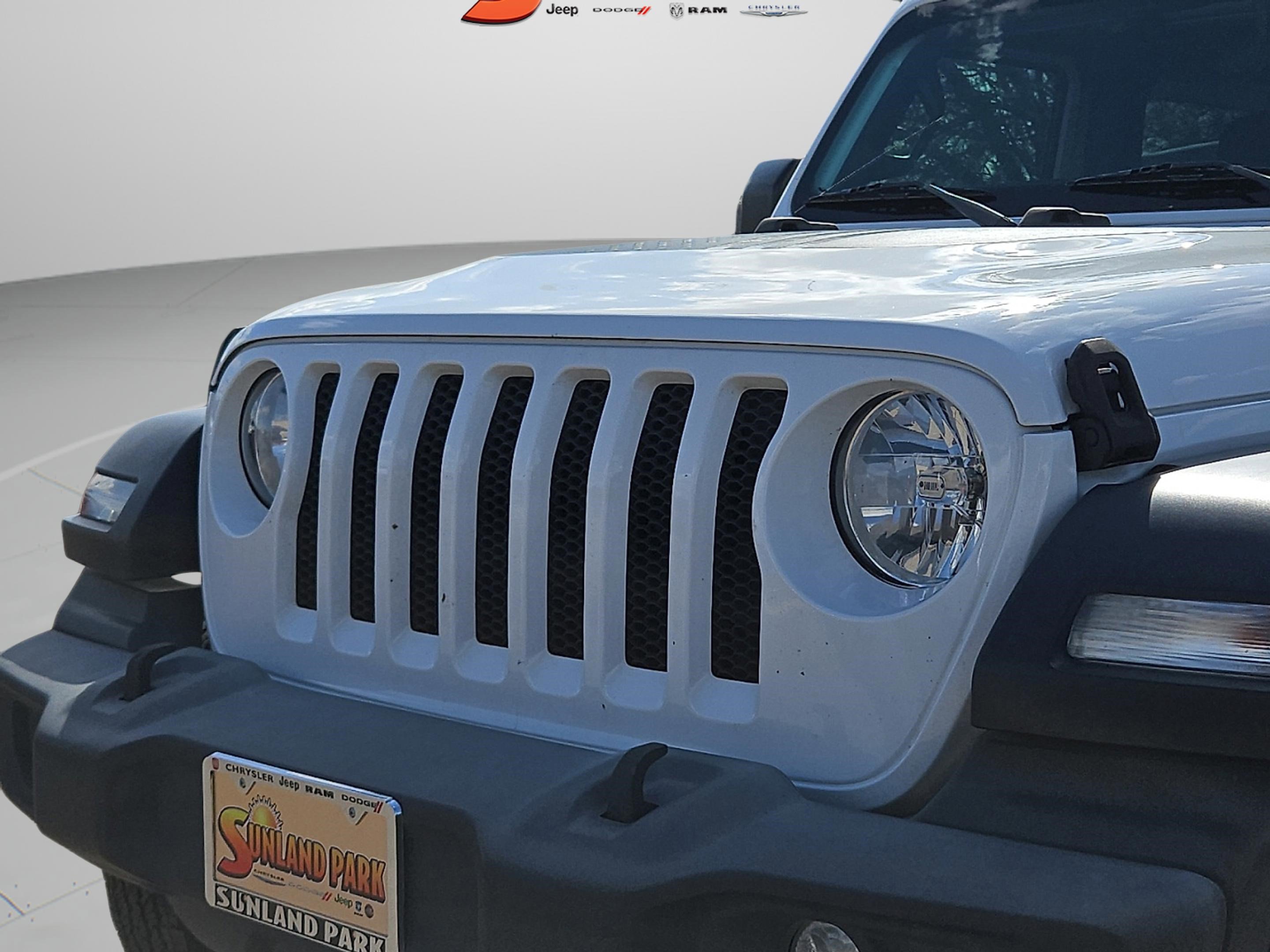 2021 Jeep Wrangler Sport photo 4
