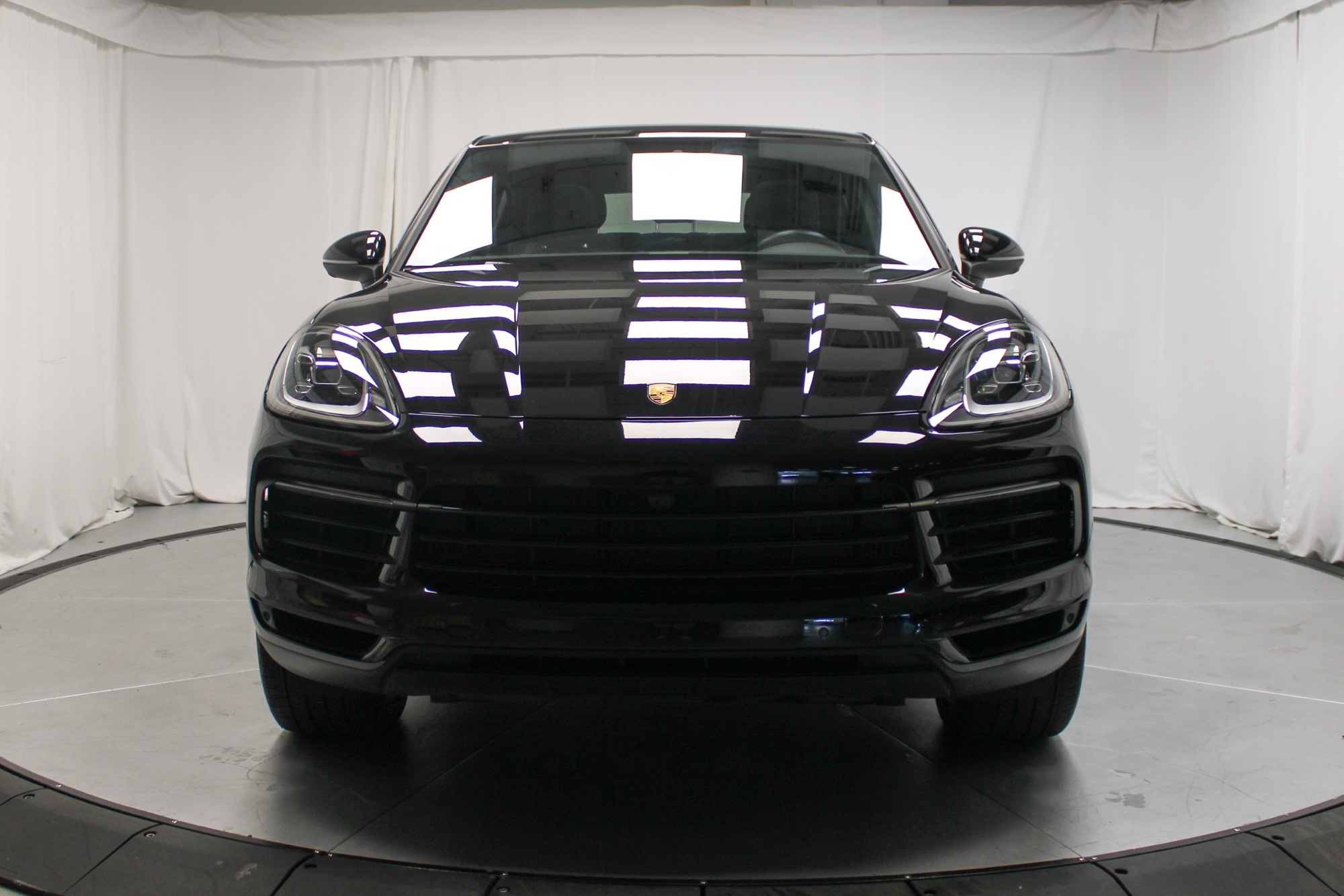 2022 Porsche Cayenne Coupe photo 12