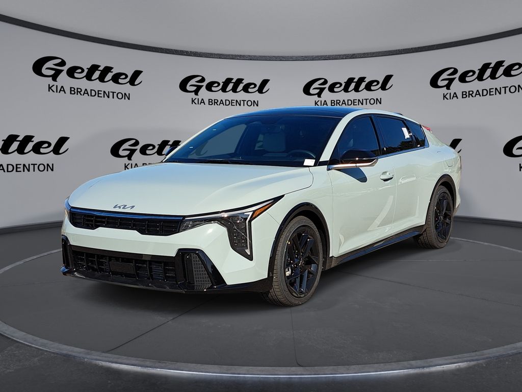 2025 Kia K4 GT-Line Turbo's photo