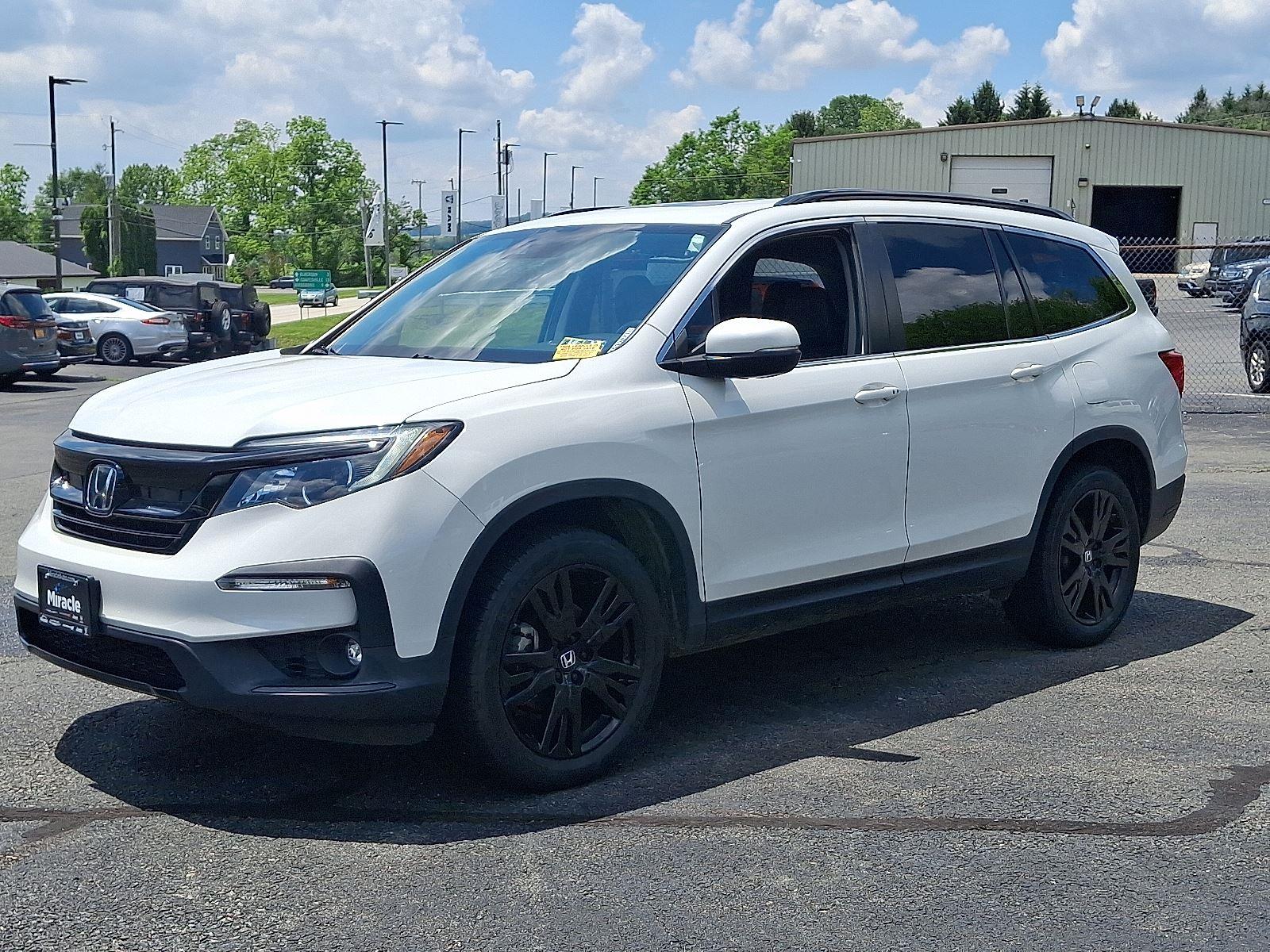 2022 Honda Pilot Special Edition photo 2