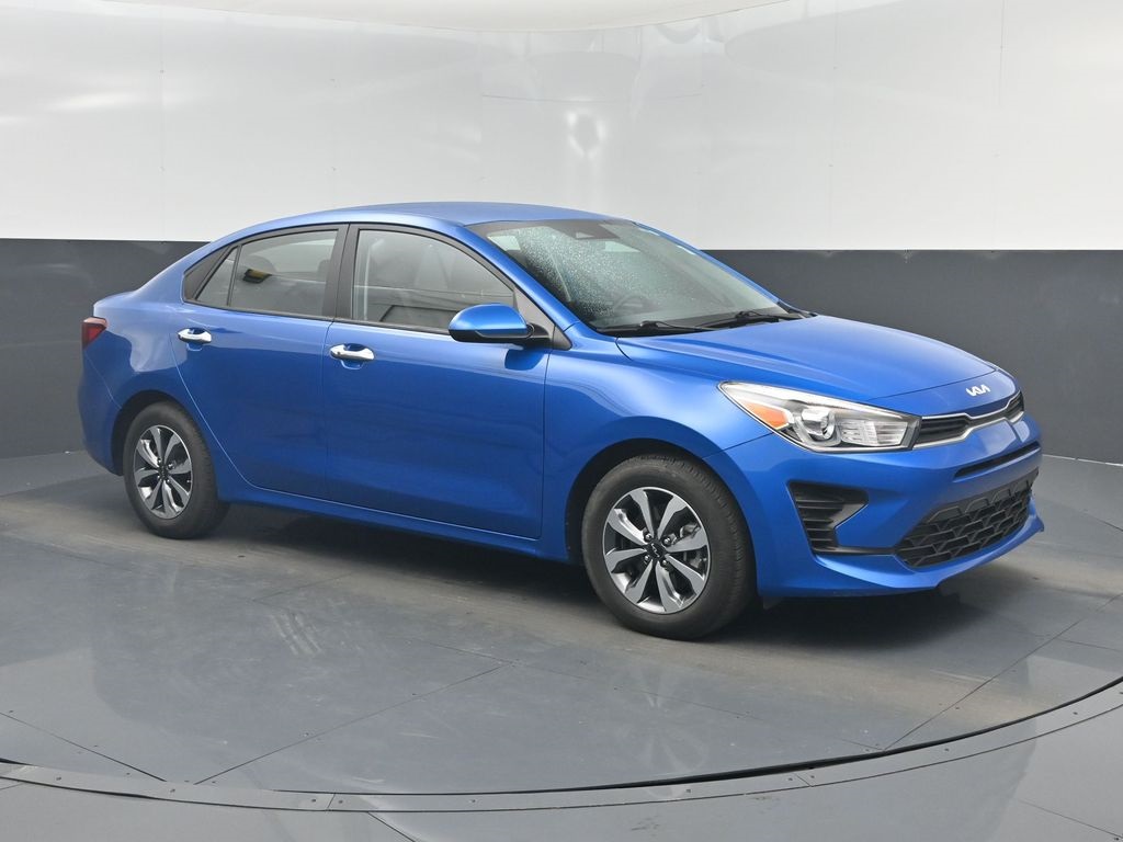 2023 Kia Rio S's photo