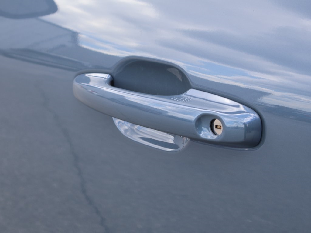 2024 Ford Escape Platinum photo 19