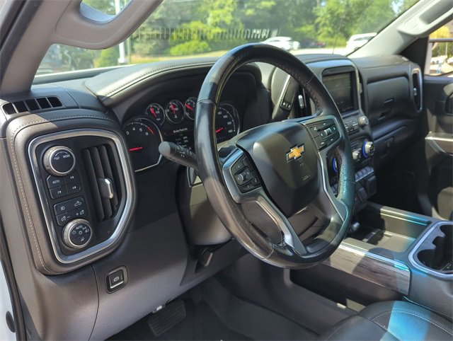 2022 Chevrolet Silverado 1500 LTZ photo 2