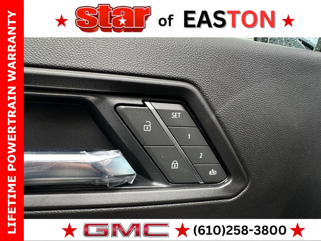 2026 Gmc Canyon Denali photo 13