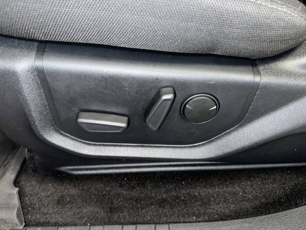 2019 Ford F-150 XLT photo 3