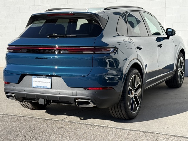 2026 Porsche Cayenne E-Hybrid Base photo 10