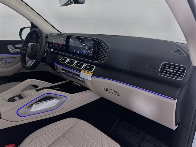 2026 Mercedes Benz GLS 450 4MATIC photo 29