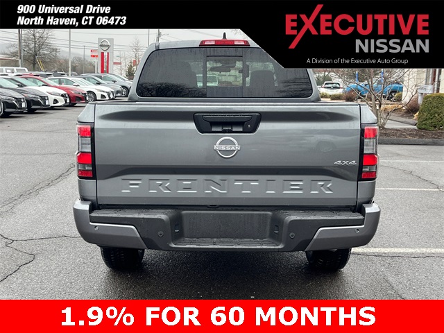 2025 Nissan Frontier SV photo 3