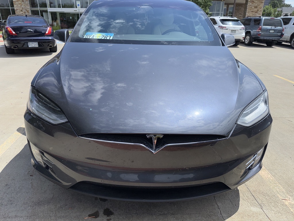 2019 Tesla Model X Long Range photo 2