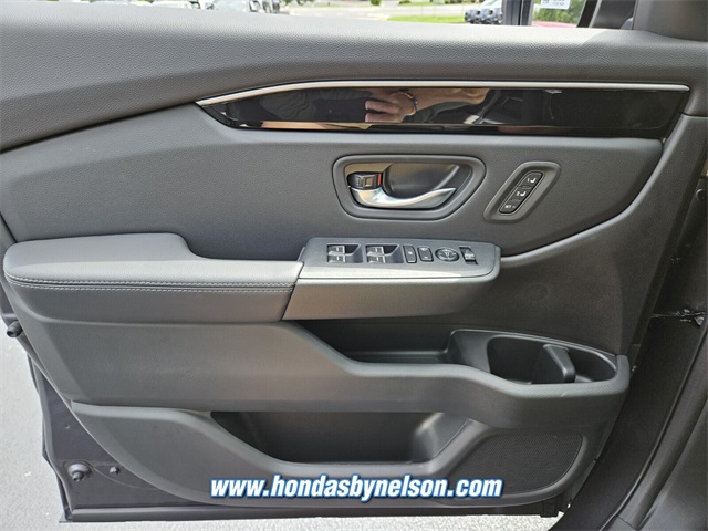 2025 Honda Pilot Touring photo 14