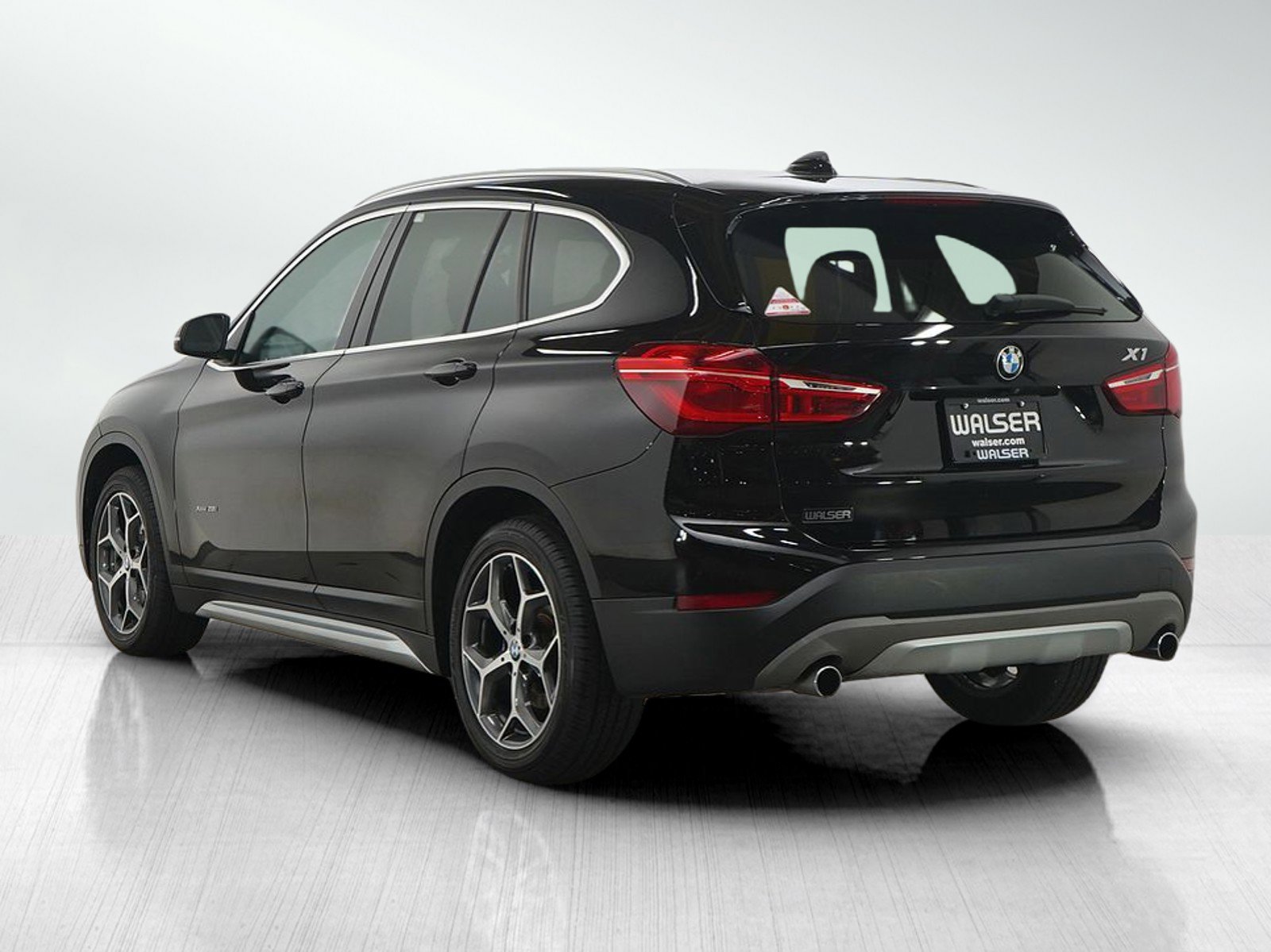 2018 Bmw X1 XDrive28i photo 3